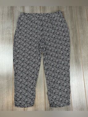Chicos Skimmer Pull On Pants Size 2 (L/12) Herringbone Zebra Stretch Black White